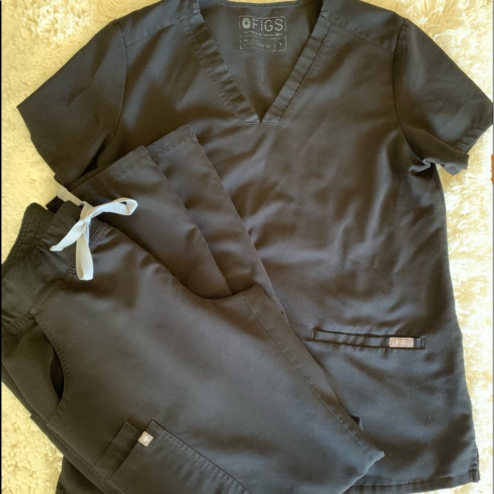 FIGS Black Casma S and Kade S Bottom Scrub Set